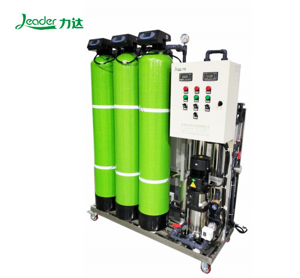 500 ลิตรต่อชั่วโมงระบบกรองน้ำระบบ Reverse Osmosis น้ำยาปรับผ้านุ่มสำหรับดื่มอุตสาหกรรมทางการแพทย์