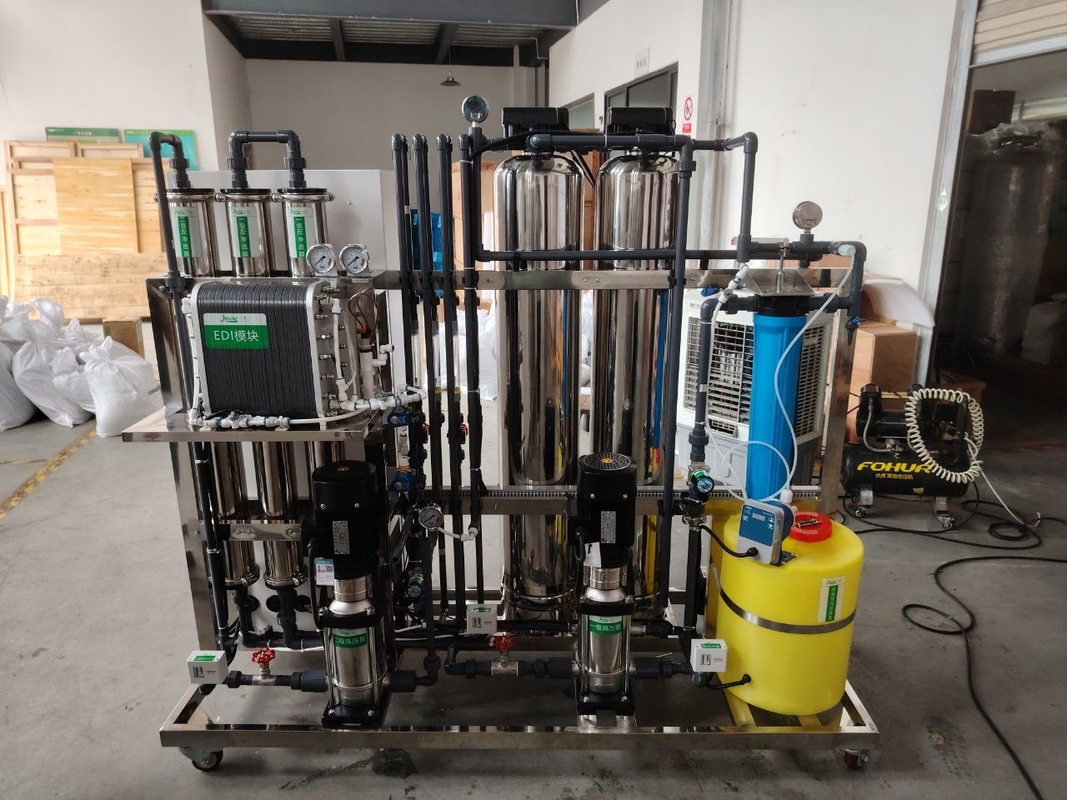 500LPH ความจุ โรงงานปลูกน้ํา EDI Double Pass อุปกรณ์ประกอบด้วย Vontron / DOW / Toray Ro Membrane