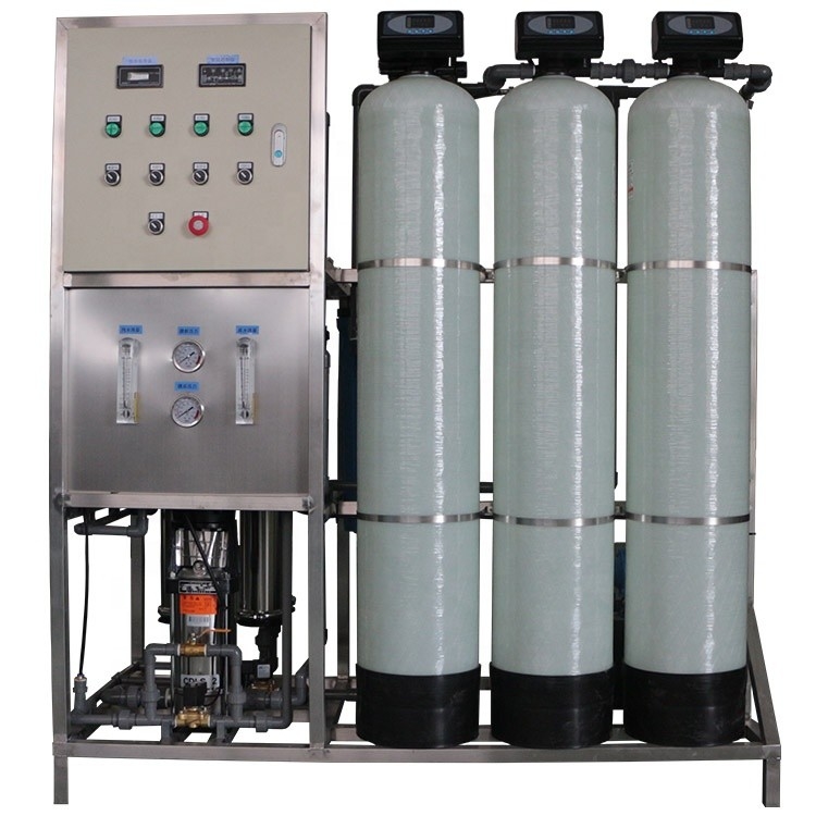 1000lph Industrial Single Pass RO ระบบเครื่องนึ่งฆ่าเชื้อ UV ตัวกรองคาร์บอนที่ใช้งานอยู่