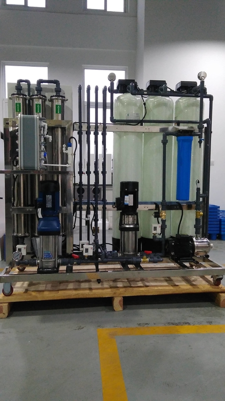 500 ลิตรต่อชั่วโมงระบบกรองน้ำระบบ Reverse Osmosis เครื่องเมมเบรน RO