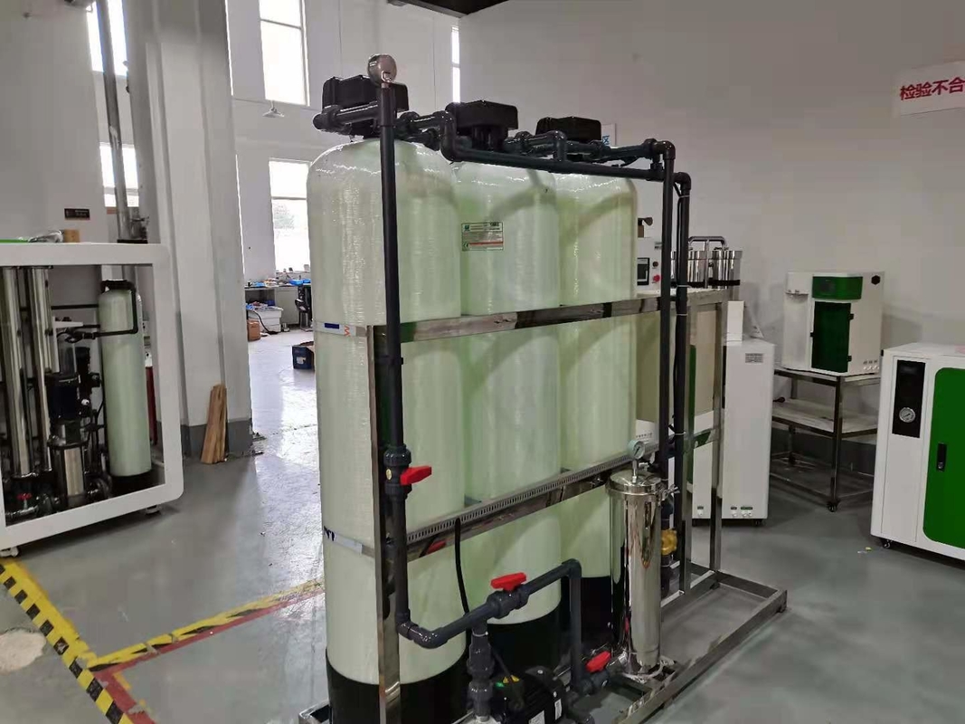 PLC หน้าจอสัมผัสอุตสาหกรรมเชิงพาณิชย์เครื่องกรองน้ำกระด้างสำหรับน้ำกระด้าง