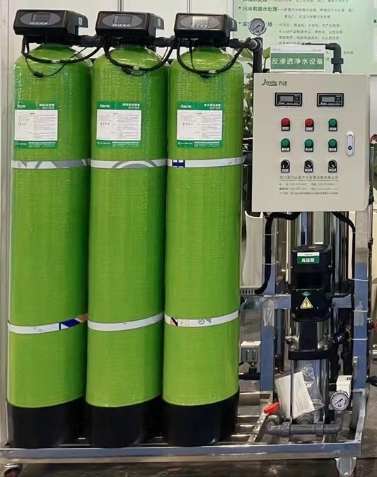 เครื่องกรองน้ำระบบ Reverse Osmosis 500L / H สำหรับน้ำดื่ม